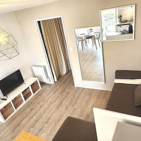 T2, à Deux Pas Du Port, Parking Privé *